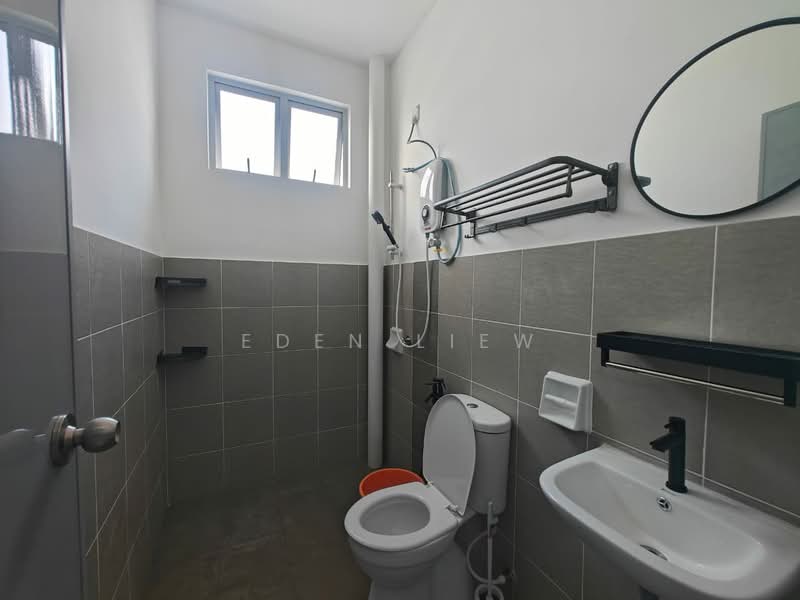 2-storey Terraced House for Rent in Taman Bestari Perdana (Pasir Gudang) - Eden Liew - Bathroom - PropertyGuru.com.my