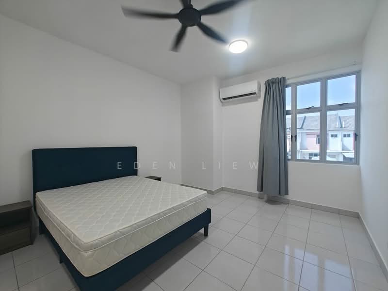 2-storey Terraced House for Rent in Taman Bestari Perdana (Pasir Gudang) - Eden Liew - Bedroom - PropertyGuru.com.my