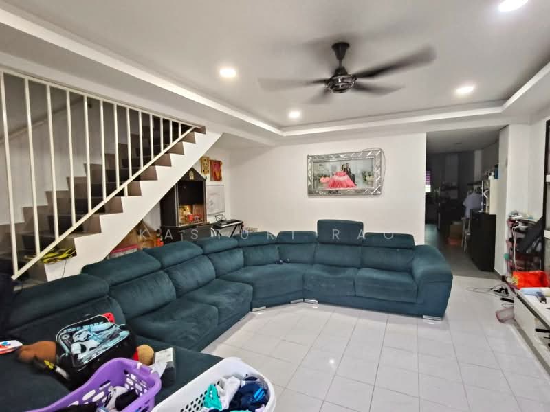 Rumah Teres 2-Tingkat untuk Dijual di Taman Kajang Mulia (Kajang) - Kasturi Rao - Living Room - PropertyGuru.com.my