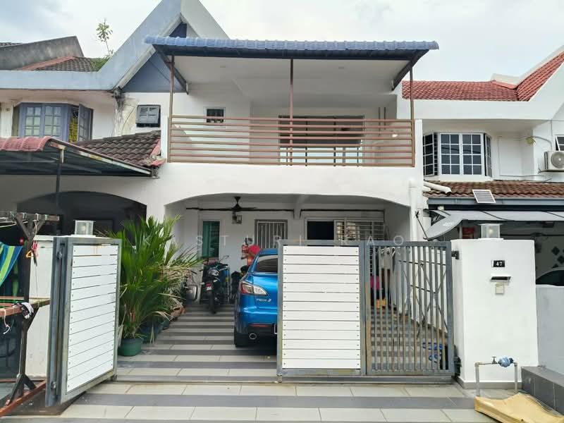 Rumah Teres 2-Tingkat untuk Dijual di Taman Kajang Mulia (Kajang) - Kasturi Rao - Exterior - PropertyGuru.com.my