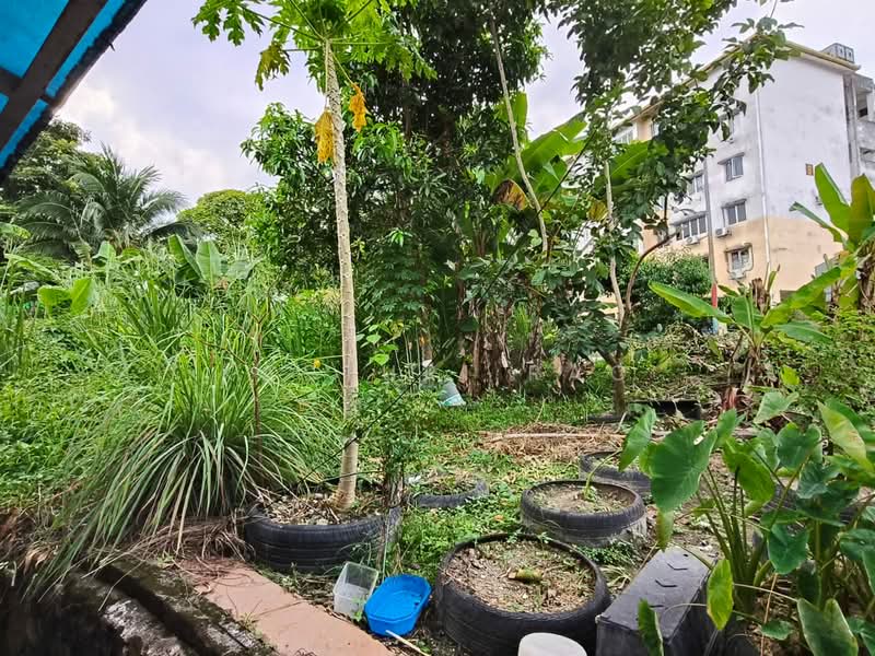 Rumah Teres 2-Tingkat untuk Dijual di Taman Kajang Mulia (Kajang) - Kasturi Rao - Garden - PropertyGuru.com.my