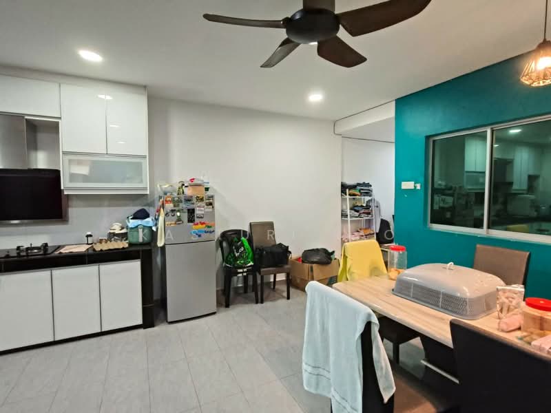 Rumah Teres 2-Tingkat untuk Dijual di Taman Kajang Mulia (Kajang) - Kasturi Rao - Kitchen - PropertyGuru.com.my