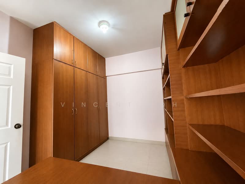 Apartment for Sale at Ixora - Vincent Goh - Study - PropertyGuru.com.my