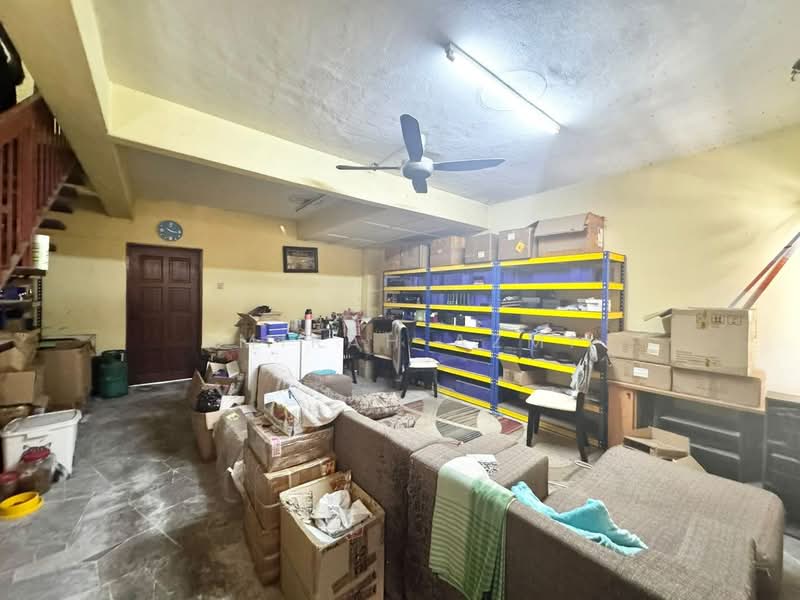 Rumah Teres 2-Tingkat untuk Dijual di Taman TTDI Jaya (Shah Alam) - Amirah Azmi - PropertyGuru.com.my