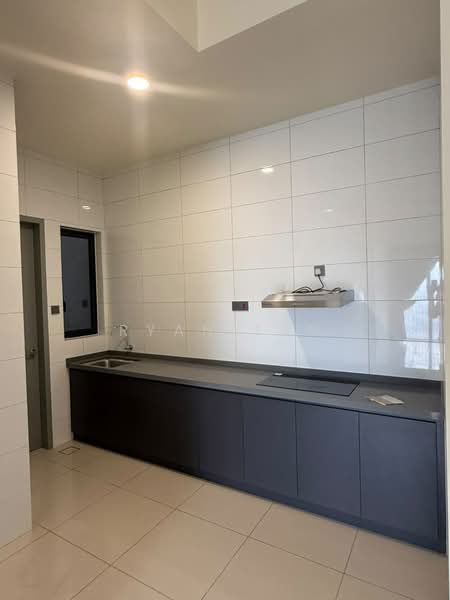 Service Residence for Rent at The Era @ Duta North - Ryan Tan - Kitchen - PropertyGuru.com.my