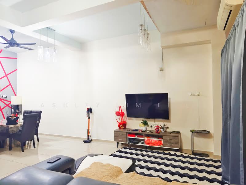 2-storey Terraced House for Sale in Bandar Tasek Mutiara (Simpang Ampat) - Ashley Lim Li Li - Living Room - PropertyGuru.com.my