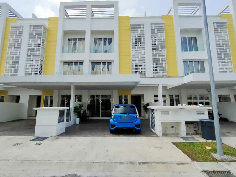 3.5-storey Terraced House for Sale in Rawang (Selangor) - Samson Lee - Exterior - PropertyGuru.com.my
