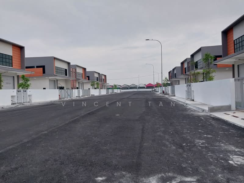 Semi-D Factory for Rent in Nilai (Negeri Sembilan) - Vincent Tan - Exterior - PropertyGuru.com.my