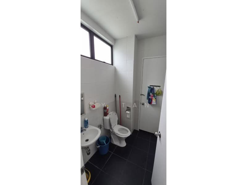 Terraced House for Sale in Kota Masai (Pasir Gudang) - SY Tan - Bathroom - PropertyGuru.com.my