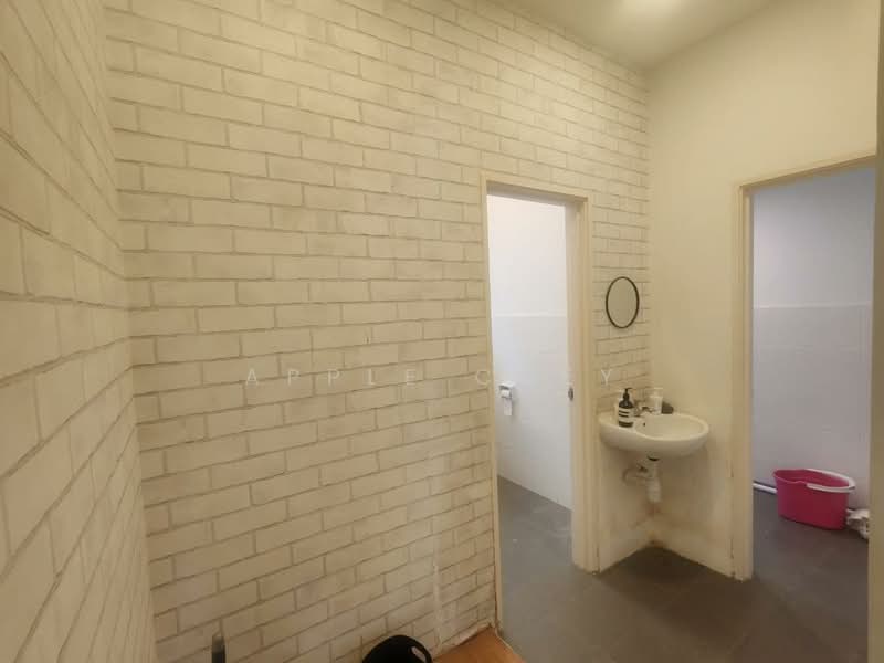 Kedai / Pejabat untuk Disewa di Iskandar Puteri (Nusajaya) (Johor) - Apple Chey - Bathroom - PropertyGuru.com.my