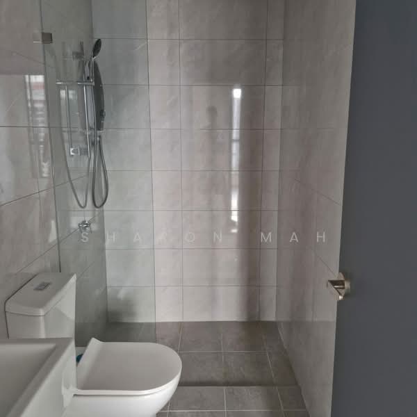 Service Residence for Rent at Altris Residences @ The Quartz WM - Sharon Mah - Bathroom - PropertyGuru.com.my