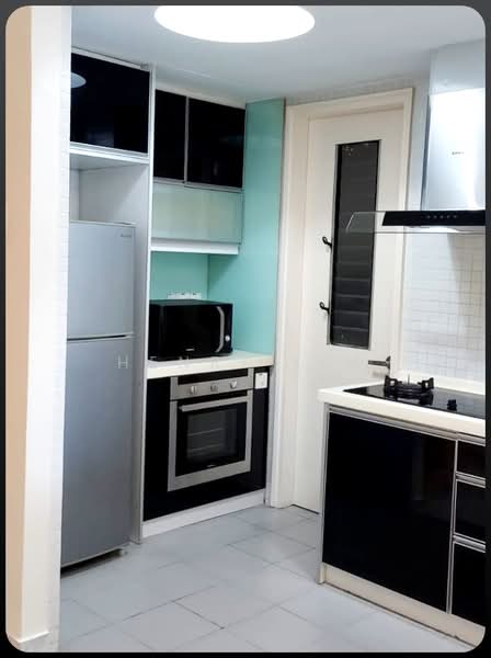 Service Residence for Rent at i-Zen @ Kiara 1 - Henry Lim - Kitchen - PropertyGuru.com.my
