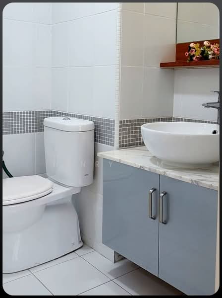 Service Residence for Rent at i-Zen @ Kiara 1 - Henry Lim - Bathroom - PropertyGuru.com.my