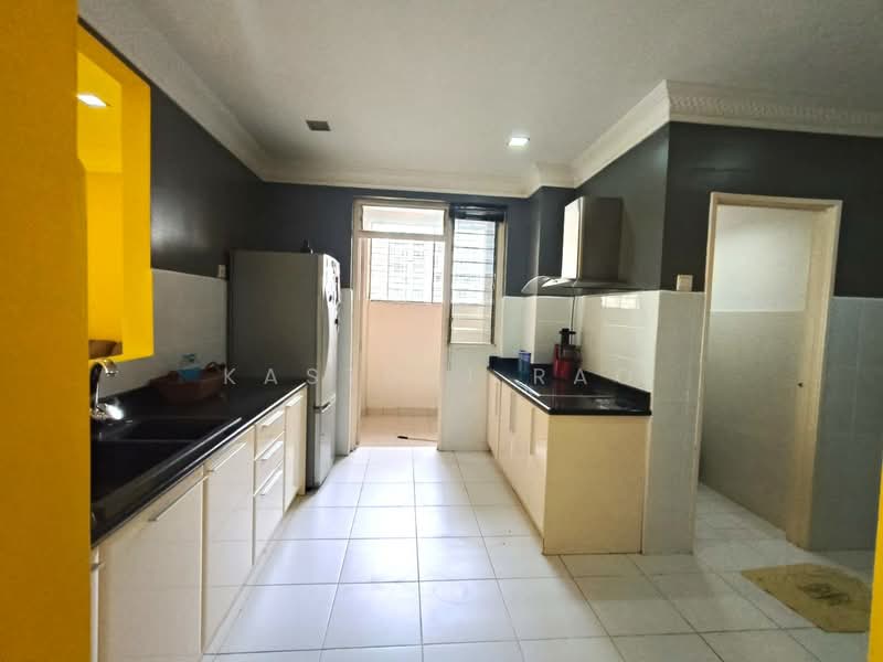 Condominium for Sale at The Tamarind - Kasturi Rao - Kitchen - PropertyGuru.com.my