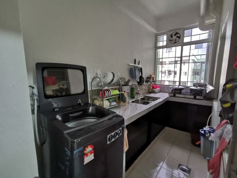 Kondominium untuk Dijual di Kepong Sentral Condominium - Alex Lee - Kitchen - PropertyGuru.com.my