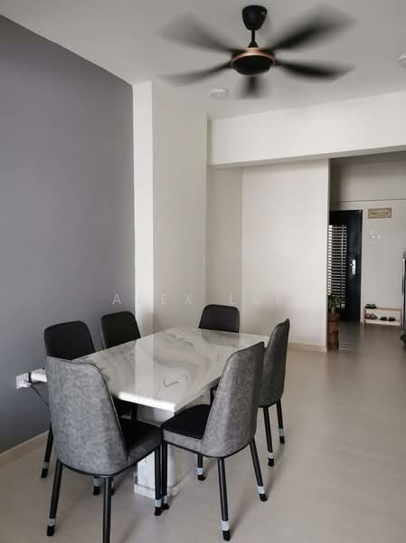 Kondominium untuk Dijual di Kepong Sentral Condominium - Alex Lee - Dining Room - PropertyGuru.com.my
