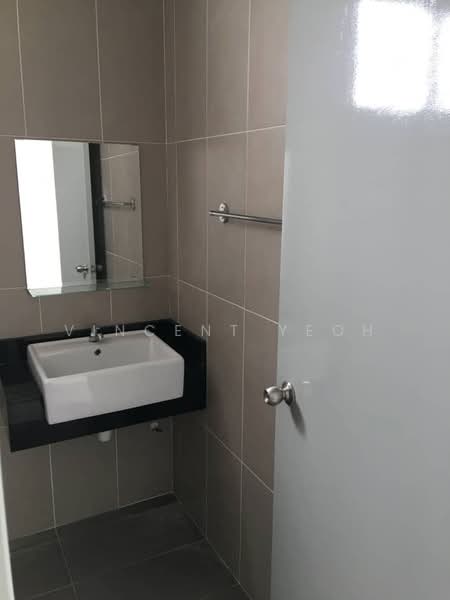 Service Residence for Sale at You Vista @ You City - Vincent Yeoh - Bathroom - PropertyGuru.com.my