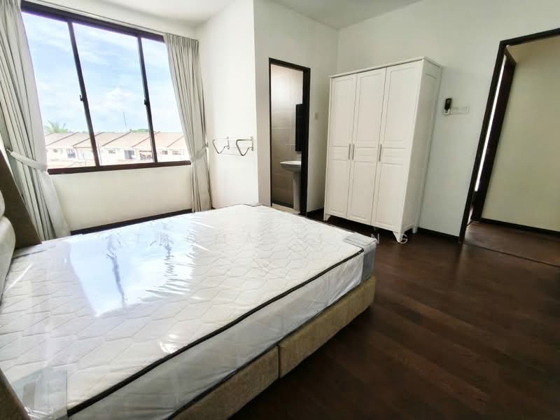 Semi-Detached House for Rent in Kota Samarahan (Sarawak) - Thomas Tong - Bedroom - PropertyGuru.com.my