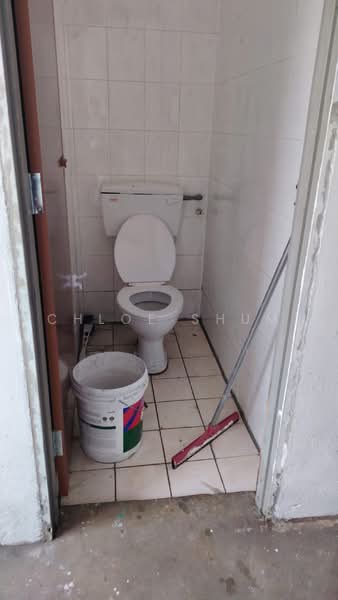 Factory for Rent in Kapar Industrial Park (Kapar) - Chloe Shum - Bathroom - PropertyGuru.com.my
