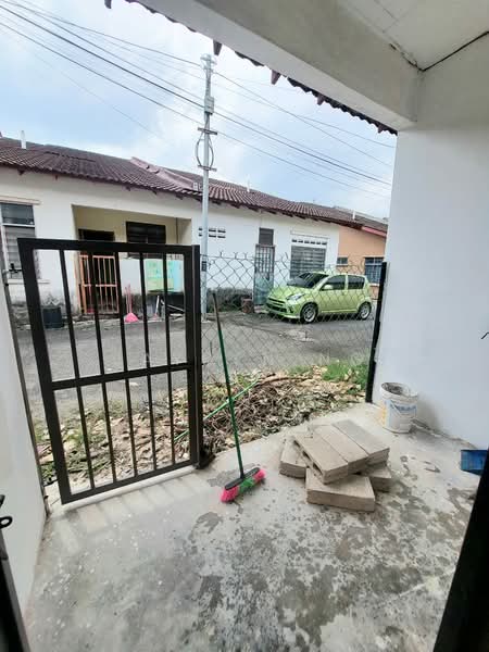 1.5-storey Terraced House for Sale in Taman Scientex Pasir Gudang (Pasir Gudang) - Jayden Ng - Exterior - PropertyGuru.com.my