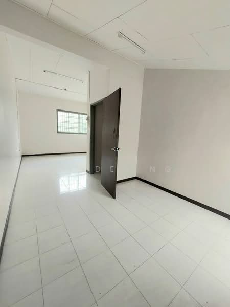 1.5-storey Terraced House for Sale in Taman Scientex Pasir Gudang (Pasir Gudang) - Jayden Ng - Interior - PropertyGuru.com.my