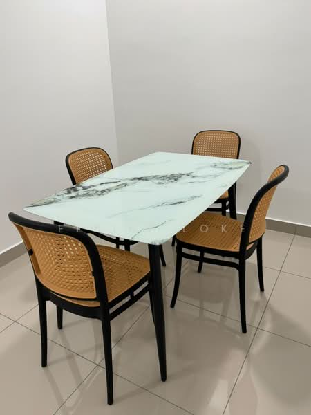 Servis Apartment untuk Dijual di 168 Park Residensi Selayang - Elaine Loke - Dining Room - PropertyGuru.com.my