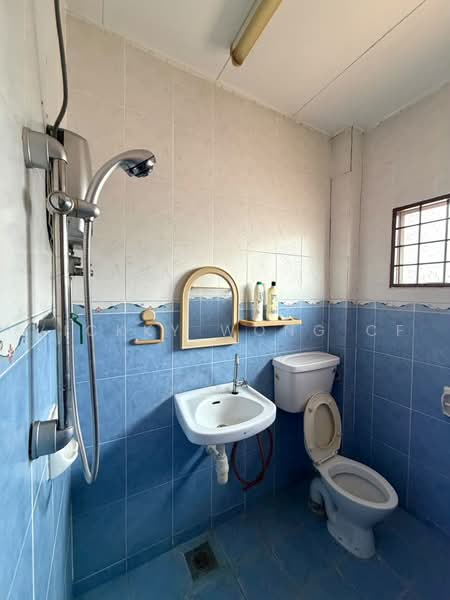 2-storey Terraced House for Sale in Pjs 10 (Sunway) - Vickky Wong CF - Bathroom - PropertyGuru.com.my