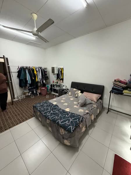 Rumah Teres 2-Tingkat untuk Dijual di Taman Scientex Senai (Senai) - Ang Boon Chai - Bedroom - PropertyGuru.com.my