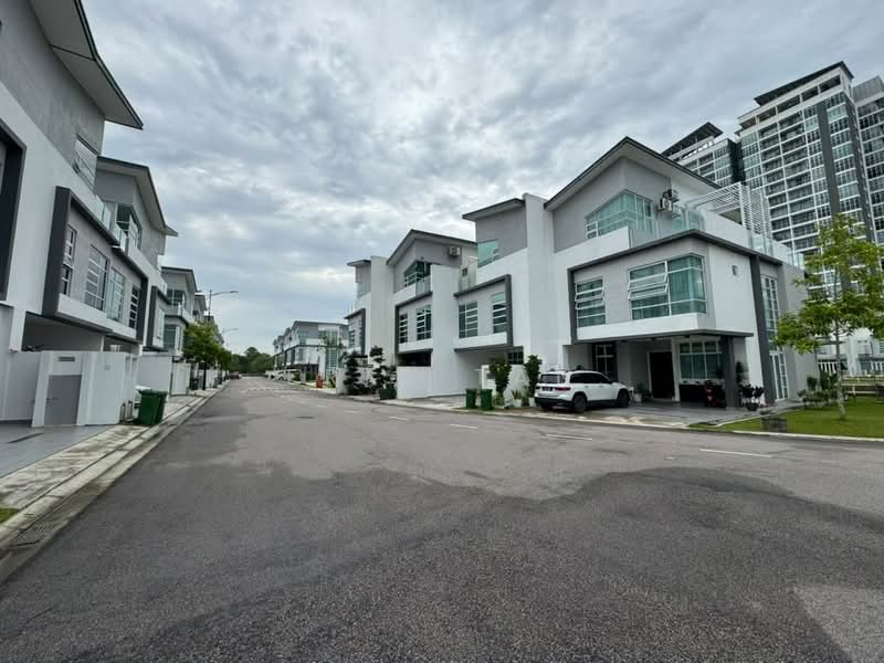 Twin Villa for Rent in Johor Bahru (Johor) - Eric Tan - PropertyGuru.com.my