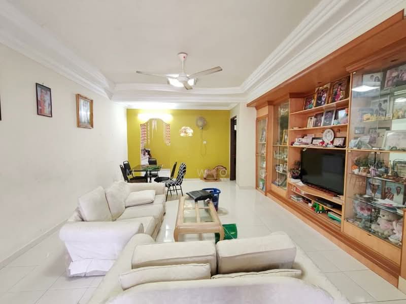 2-storey Terraced House for Sale in Ampang Saujana (Ampang) - Mel Wong - Living Room - PropertyGuru.com.my