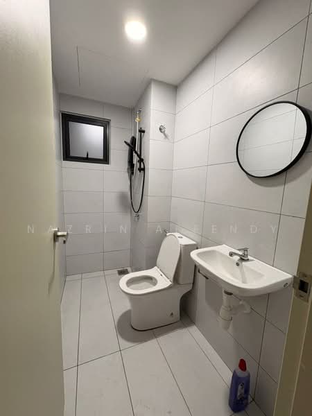 Service Residence for Rent at Seiring Residensi - Nazrin Affendy - Bathroom - PropertyGuru.com.my
