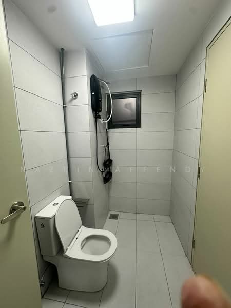 Service Residence for Rent at Seiring Residensi - Nazrin Affendy - Bathroom - PropertyGuru.com.my