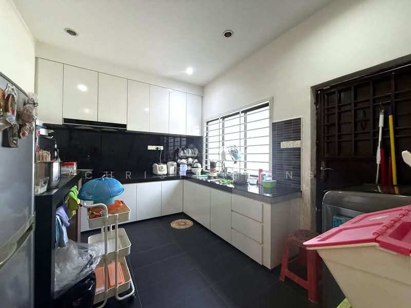 Rumah Teres 2-Tingkat untuk Dijual di Taman Setia Indah (Tebrau) - Christina Ang - Kitchen - PropertyGuru.com.my