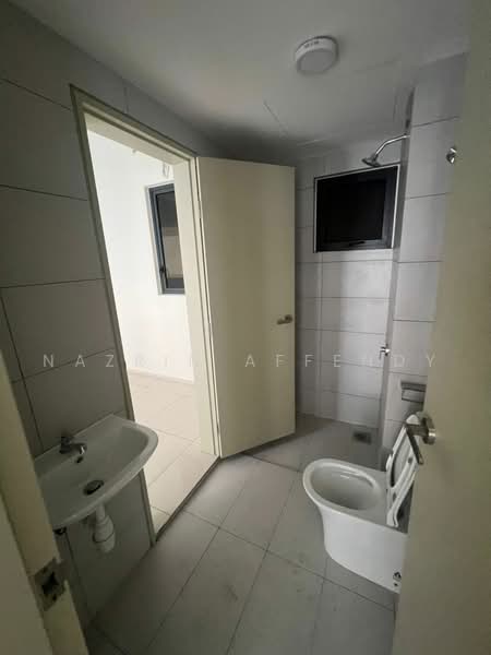 Service Residence for Rent at Seiring Residensi - Nazrin Affendy - Bathroom - PropertyGuru.com.my