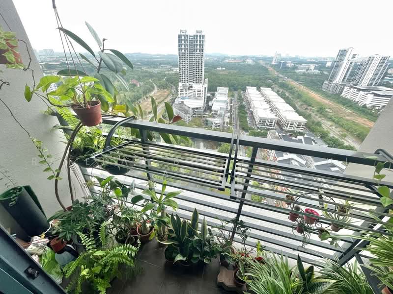 Service Residence for Sale at D'Pulze Cyberjaya - Rafedah Binti Abdul Aziz - Balcony - PropertyGuru.com.my