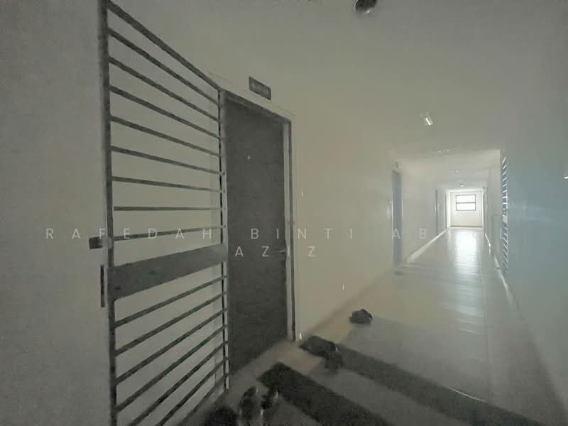 Service Residence for Sale at D'Pulze Cyberjaya - Rafedah Binti Abdul Aziz - Corridor - PropertyGuru.com.my