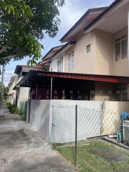 Rumah Teres untuk Dijual di Sungai Buloh (Selangor) - Mohd Zakri Mohd Zamberi - Exterior - PropertyGuru.com.my