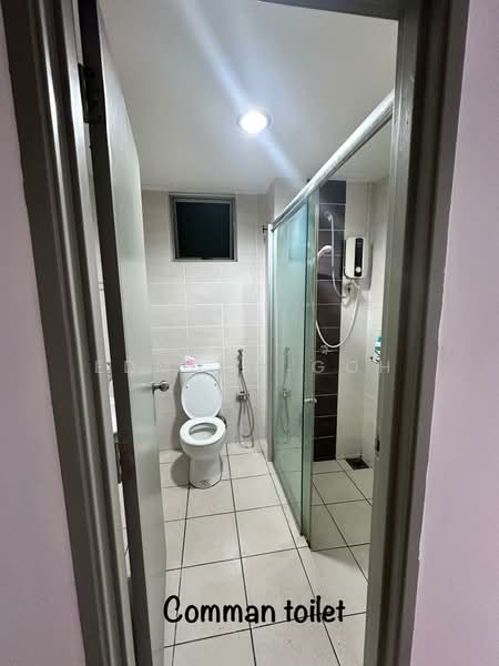 Kediaman Servis untuk Dijual di Park @ One South - Edmund Goh - Bathroom - PropertyGuru.com.my