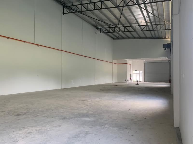 Kilang Berkembar untuk Dijual di Kawasan Perusahaan Nilai 3 (Nilai) - Li Gin - PropertyGuru.com.my