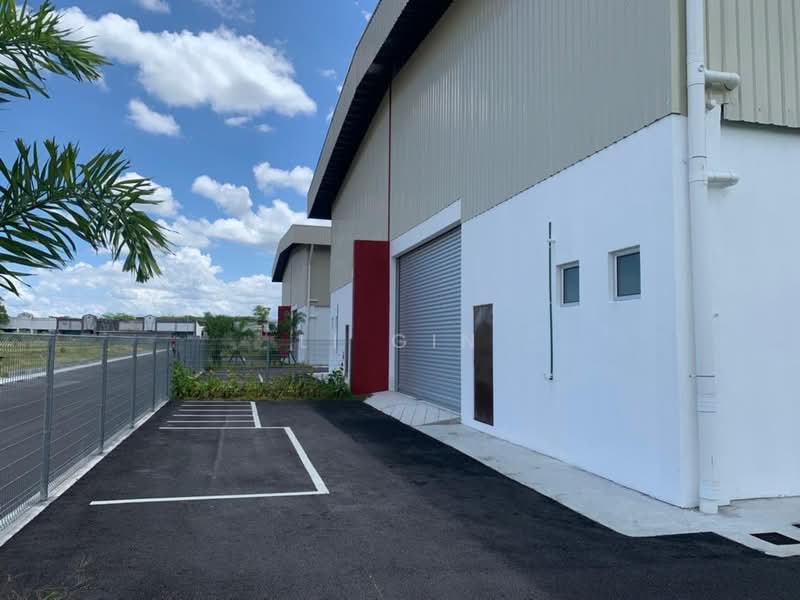 Kilang Berkembar untuk Dijual di Kawasan Perusahaan Nilai 3 (Nilai) - Li Gin - PropertyGuru.com.my