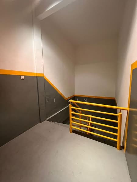 Kilang Berkembar untuk Dijual di Kawasan Perusahaan Nilai 3 (Nilai) - Li Gin - PropertyGuru.com.my