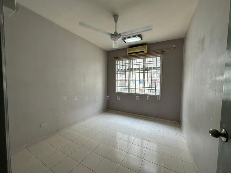 Apartment for Sale at Villa Krystal @ Bandar Selesa Jaya - Kayden Beh - PropertyGuru.com.my