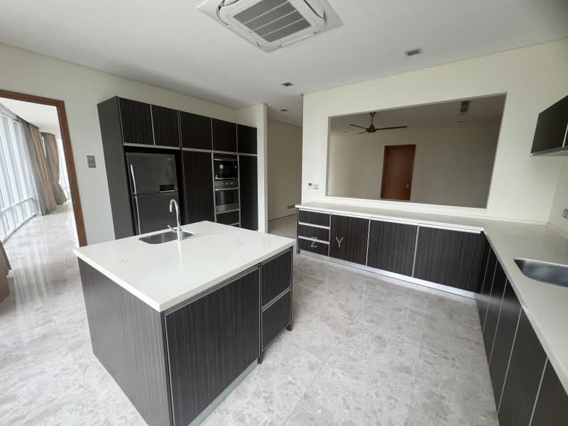 Service Residence for Sale at The Oval - GAN ZY - PropertyGuru.com.my