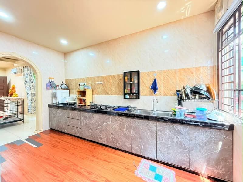 Rumah Teres 2-Tingkat untuk Dijual di Taman Scientex Senai (Senai) - Jayden Neo - Kitchen - PropertyGuru.com.my
