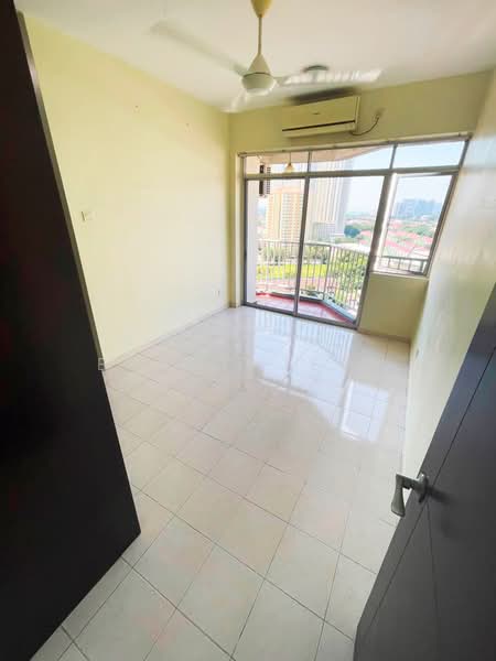 Pangsapuri untuk Disewa di Mutiara View - Bosco Teoh - Balcony - PropertyGuru.com.my