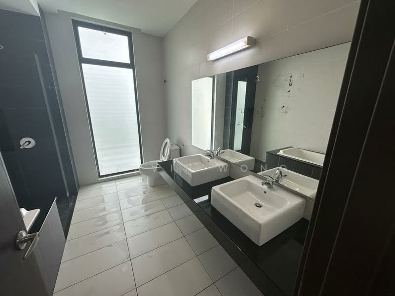 Rumah Berkembar untuk Disewa di Johor Bahru (Johor) - Calvin Wong - Bathroom - PropertyGuru.com.my