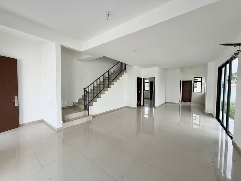 Rumah Teres 2 Tingkat untuk Dijual di Bandar Dato Onn (Tebrau) - Christina Ang - Living Room - PropertyGuru.com.my