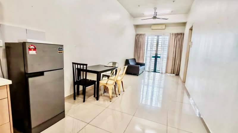 Servis Apartment untuk Disewa di D'Pulze Cyberjaya - Luwis Ling - Living Room - PropertyGuru.com.my