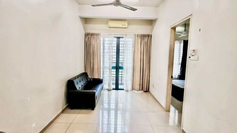 Servis Apartment untuk Disewa di D'Pulze Cyberjaya - Luwis Ling - Living Room - PropertyGuru.com.my