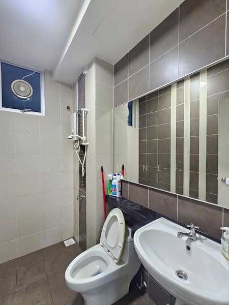 Apartment for Sale at D'Rich Executive Suites - Jayden Neo - PropertyGuru.com.my